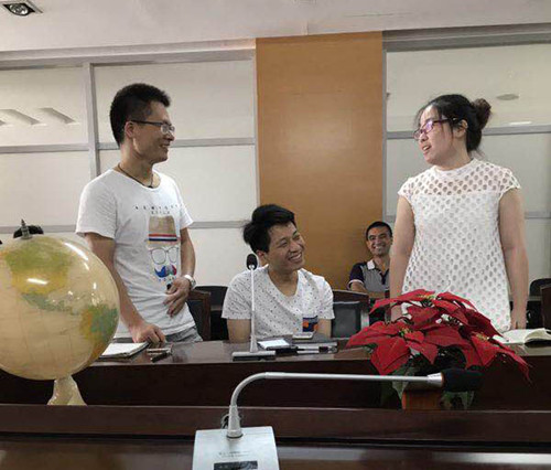 �����������ó����һ����Ͼ���Ӣ��ɳ���˶�