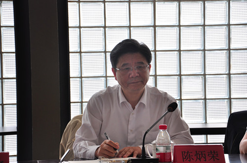 �����о���ί���γ±��ٵ���kb88ƽ̨����������ҵ԰��ʱ��һ��ת������