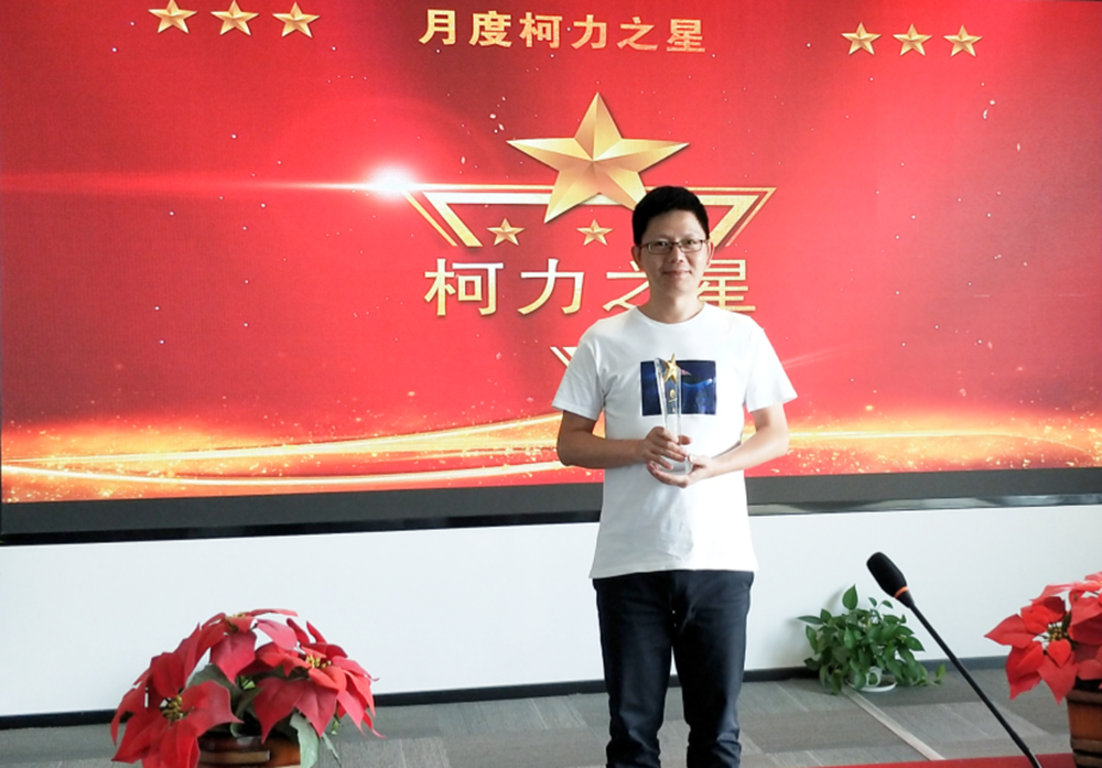 �ҳ϶�����ǫѷ��ʵ�Ĳ����ˡ���С��