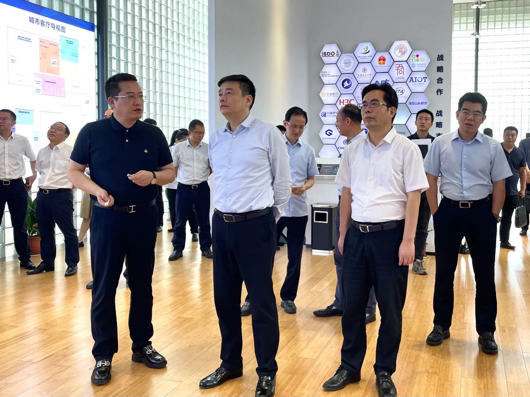 ������ί����ǡ��г����ɷ�һ��ݰ��kb88ƽ̨���п������