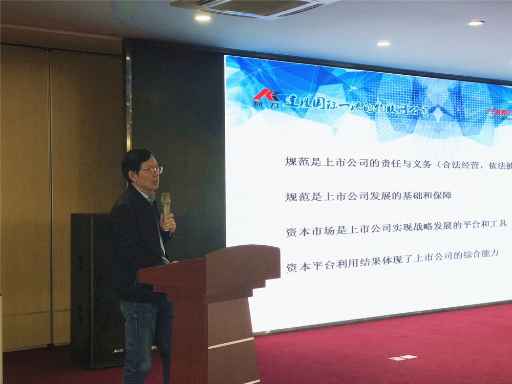 ������ӥ��ѵ�ֳ�����