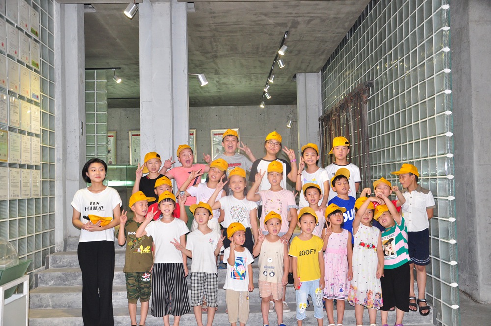 Ա����Ů�����ѵ��